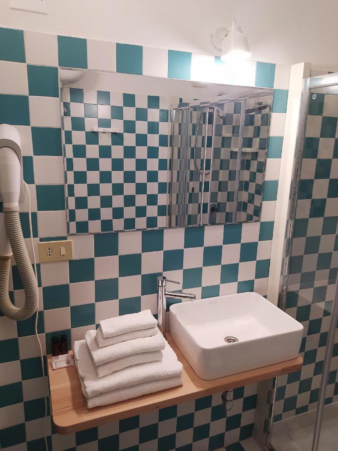 Hotel Galman Карлофорте Стая снимка
